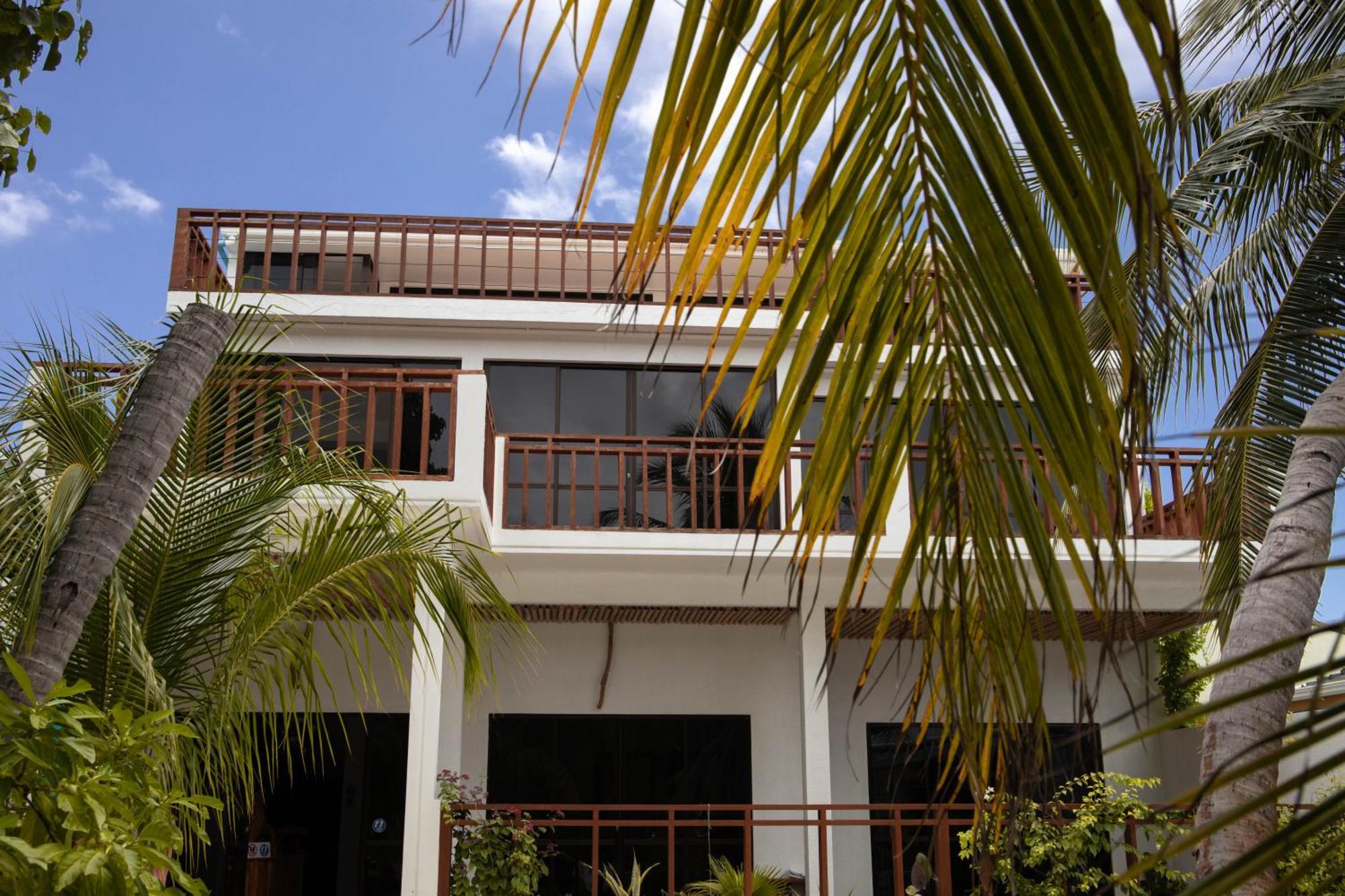 Kudhi Boli Beach House Thulusdhoo Exterior photo