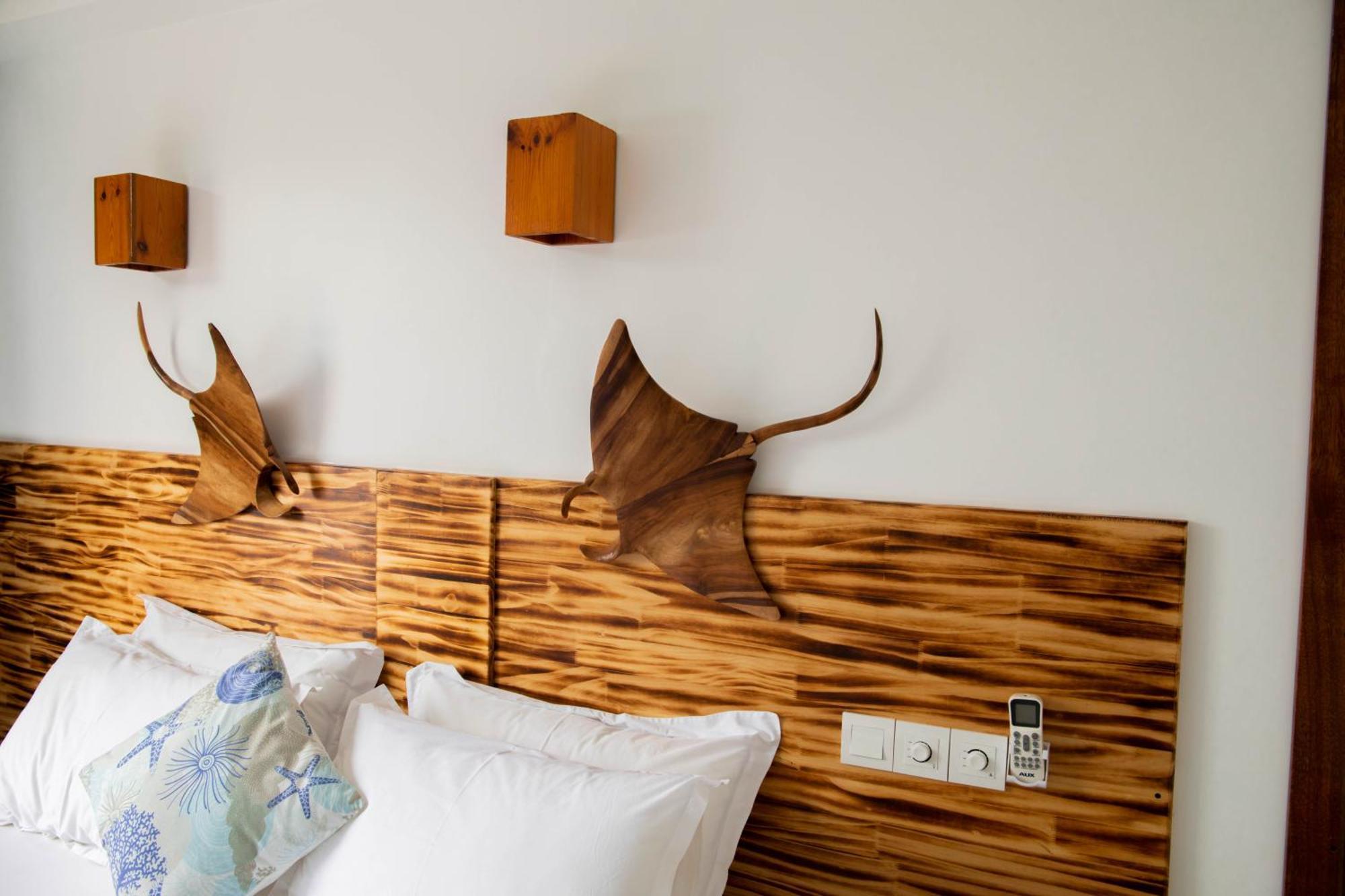 Kudhi Boli Beach House Thulusdhoo Room photo